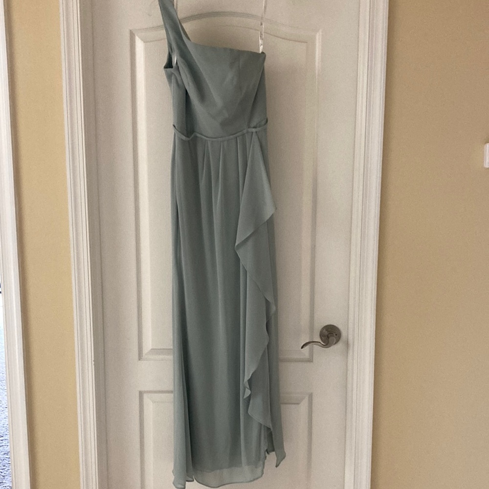 Women’s evening gown, size 6 sage, green